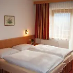 بنسيون كوتش 3*
